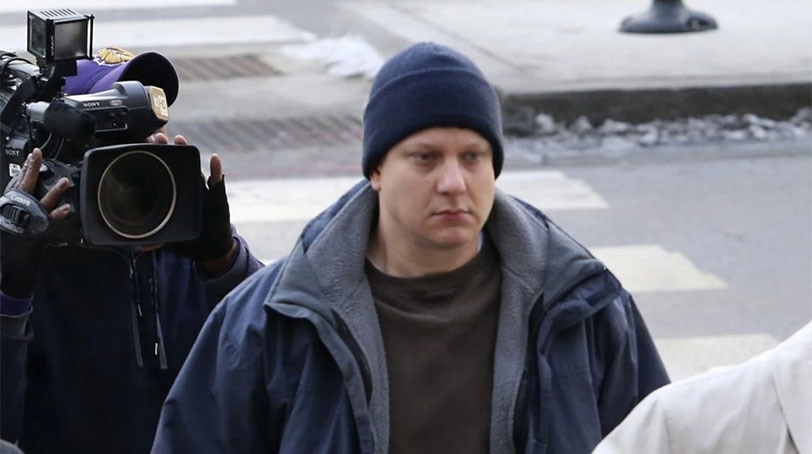 Chicago police officer Jason Van Dyke, accused of fatally shooting a black teenager, arrives at the Leighton Criminal Courthouse in Chicago on Tuesday, Nov. 24, 2015. (Photo: Chicago Tribune)