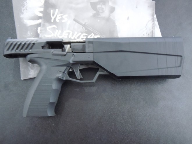 SilencerCo will make their own pistols for Maxim series from scratch (1)