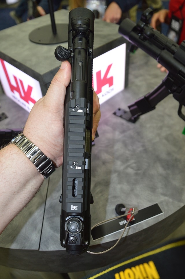 Up close on the HK SP5K semi-auto pistol (5 PHOTOS)