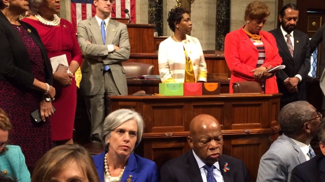Ethics complaint filed for fundraising during House gun sit-in
