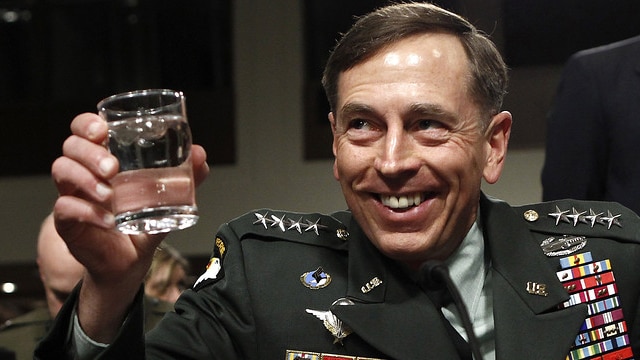 Generals McChrystal, Petraeus, Clark join new Giffords gun control group