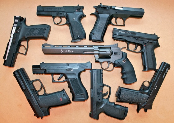 Replica air guns manufactured and sold as television and film props. (Photo: replicaairguns.com)