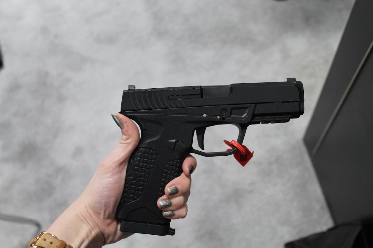 Avidity Arms PD10 features a highly engineered grip that accommodates smaller and larger hands. (Photo: Jacki Billings)