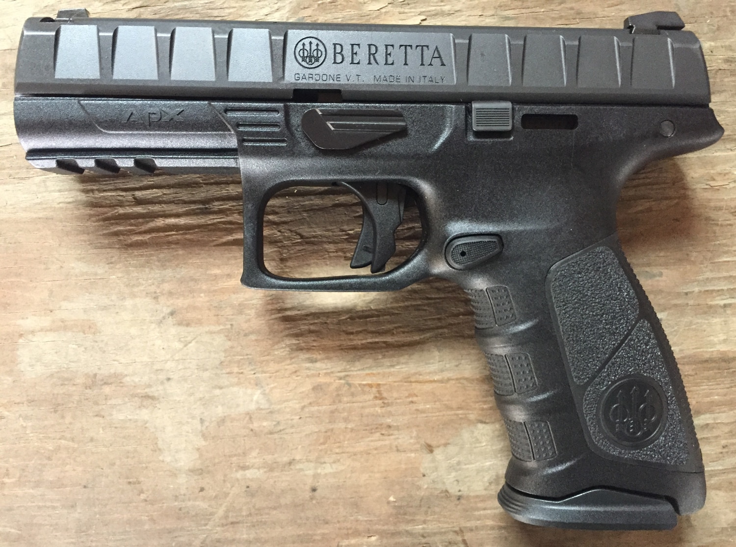 The new Beretta APX, a polymer-frame pistol chambered in 9mm. (Photo: Daniel Terrill/Guns.com)