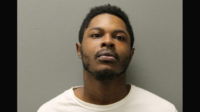 Arron Woods, 24, a known member of the Gangster Disciples in Chicago. (Photo: Chicago Police)