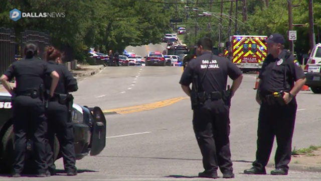 Dallas shooting police on scene