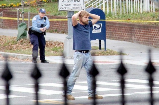 Pizzagate gunman Edgar Maddison Welch gave himself up to police in Waashington D.C. (Photo: AP)