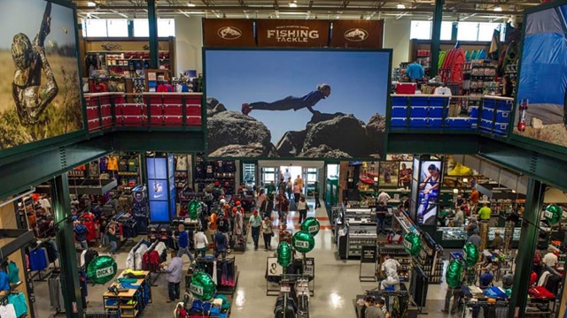 Dick's Sporting Goods grand opening in Houston, Texas in October 2016. (Photo: Dick's Sporting Goods/Facebook)
