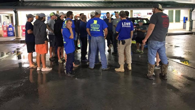 Louisiana's Cajun Navy headed for Houston Monday to help with ongoing rescue efforts in the city (Photo: Louisiana Cajun Navy/Facebook)
