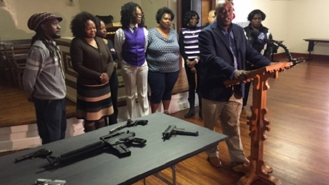Savannah Alderman Van Johnson partnered with nonprofit Savannah Youth City Inc. on the gun buyback initiative. (Photo: Savannah Morning News)