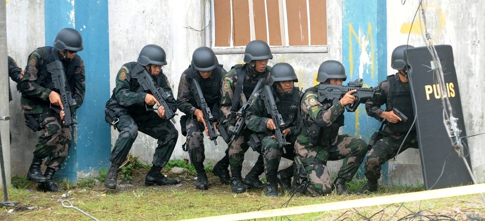 Philippine National Police conduct anti-terrorism drill in police headquarters at Camp Bagong Diwa at Taguig city, south of Manila on June 1, 2012. (Photo: Jay Directo/AFP/GettyImages)