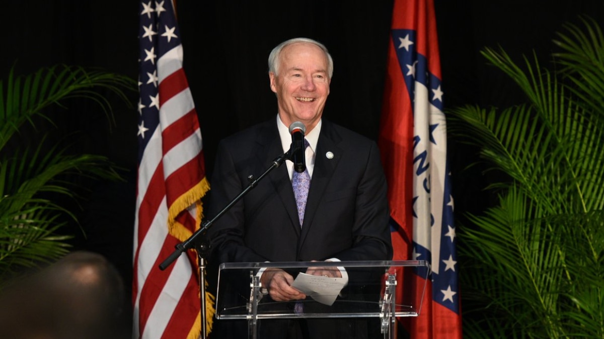 Republican Gov. Asa Hutchinson said in December he supported the move to cut carry licnece fees in half, and lawmakesr sent him a bill this week to do just that. (Photo: Hutchinson's office)