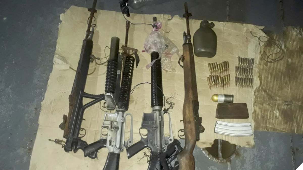 M14 M16 rifles in bad shape recovered by Philippine marines