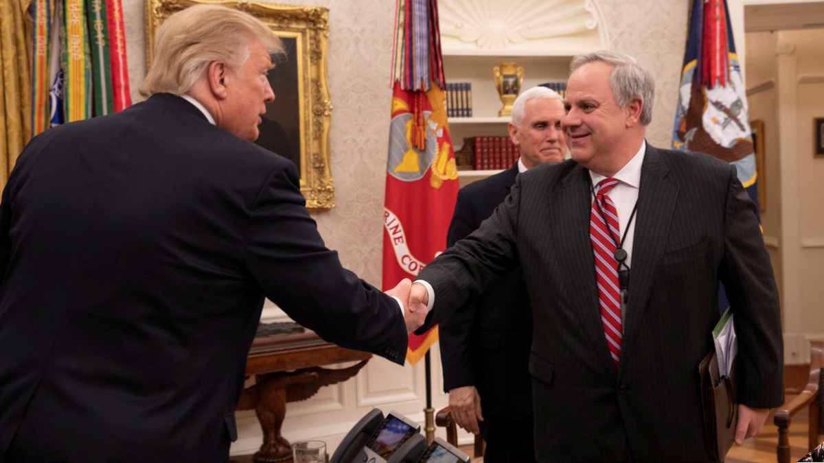 David Bernhardt shakes hands with President Trump in Oval Office