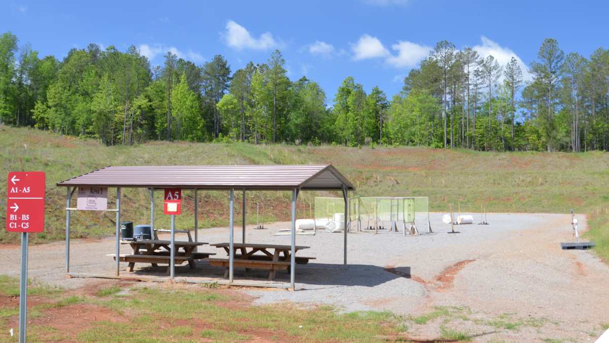 Shooting range table