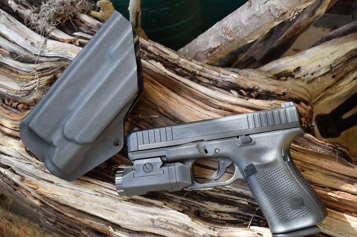 The G44 uses regular G19 holsters and carries the same accessory rail.